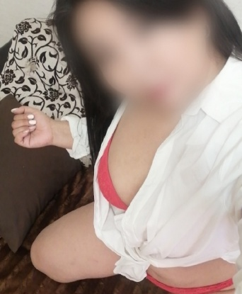 Приглашаю на встречу в свою уютную квартиру или приеду к тебе в отель. У меня есть множество возможностей для наслаждения - классический секс, оральные ласки, эротический массаж и многое другое. Мои клиенты всегда остаются довольными и возвращаются ко мне снова. Я знаю, как доставить истинное удовольствие и сделать твои мечты реальностью. Смотри мои фото и чувствуй, как растет твое желание. Жду тебя, чтобы провести незабываемое время вместе! 😉✨🔥 Василиса
